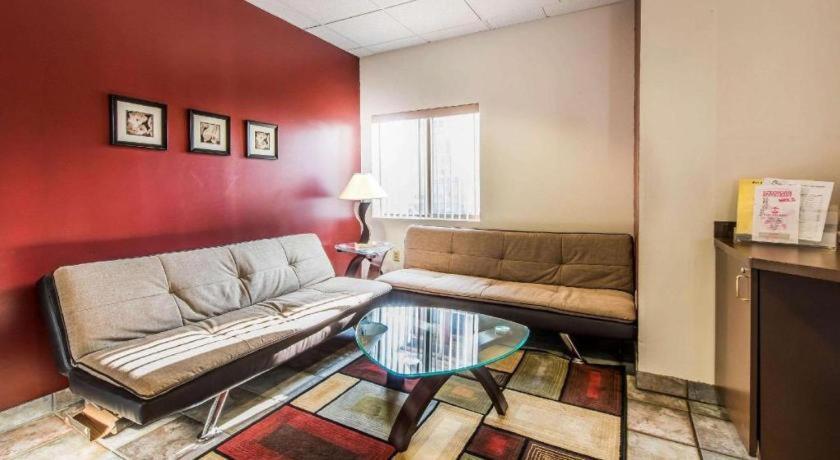 Red Roof Inn Johnstown Extérieur photo
