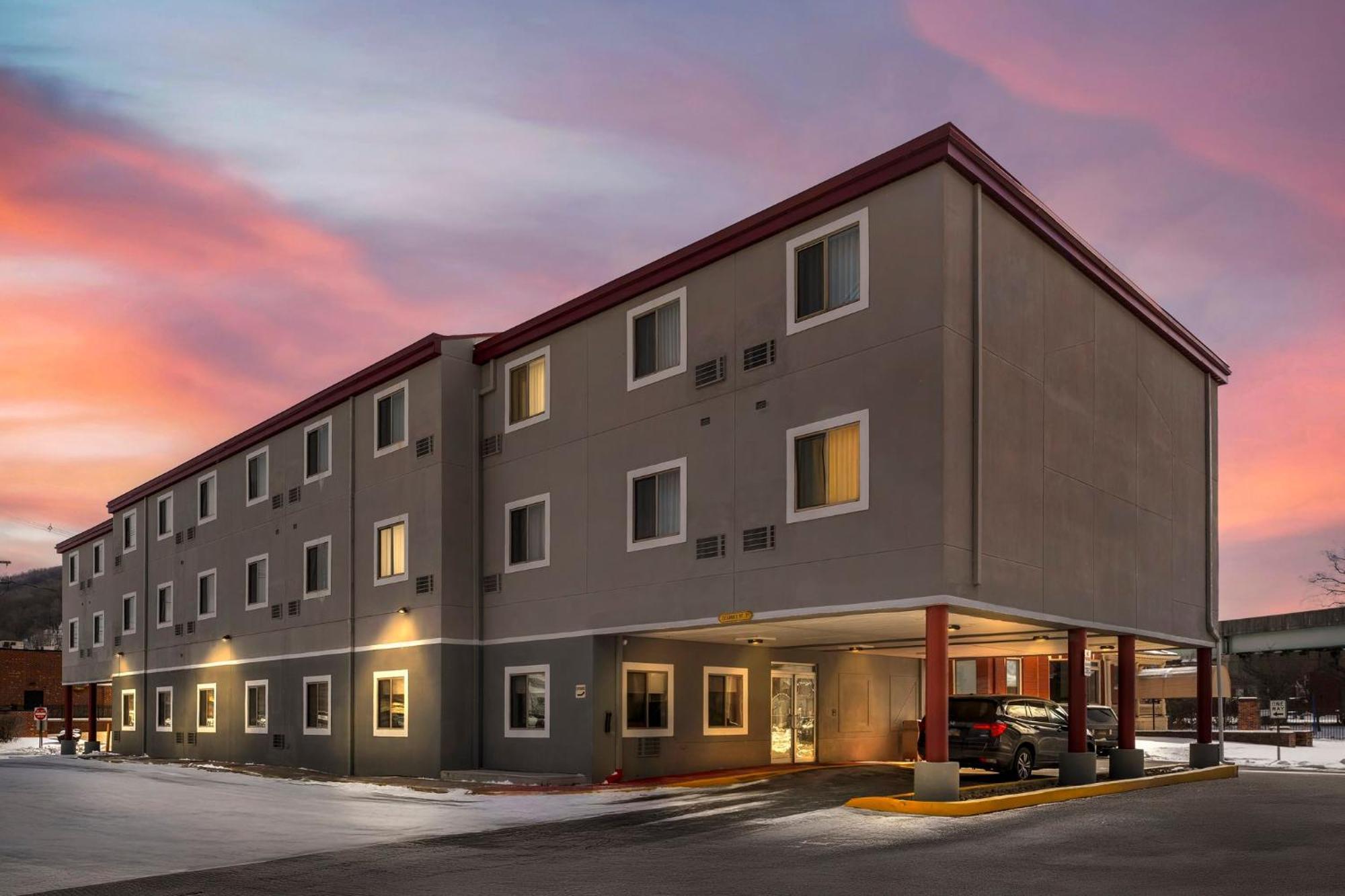Red Roof Inn Johnstown Extérieur photo